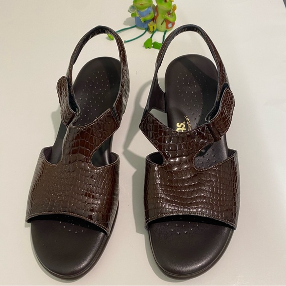Chaussures De Confort Femme SAS Tripad - Taille 9.5 US étroite (N) - Couleur Bordeaux - Occasion